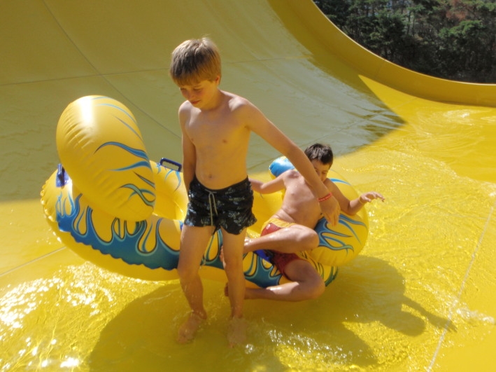 Village Camps International Summer Camp Ard&egrave;che, France 2019-07-26 https://www.villagecamps.com/journals_admin/images/255-10-July 11 03220110711.jpg